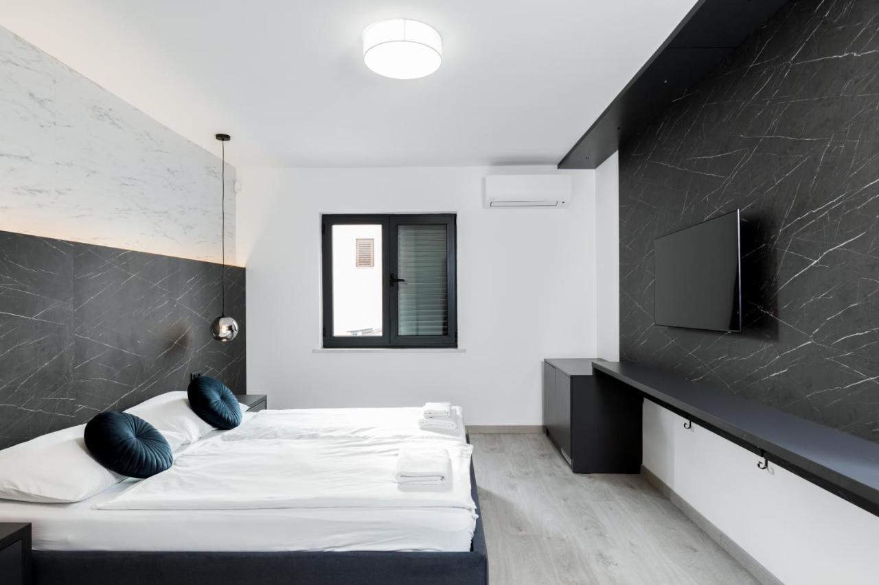 Boutique Suites Joyce Medulin With Free Parking Exterior foto