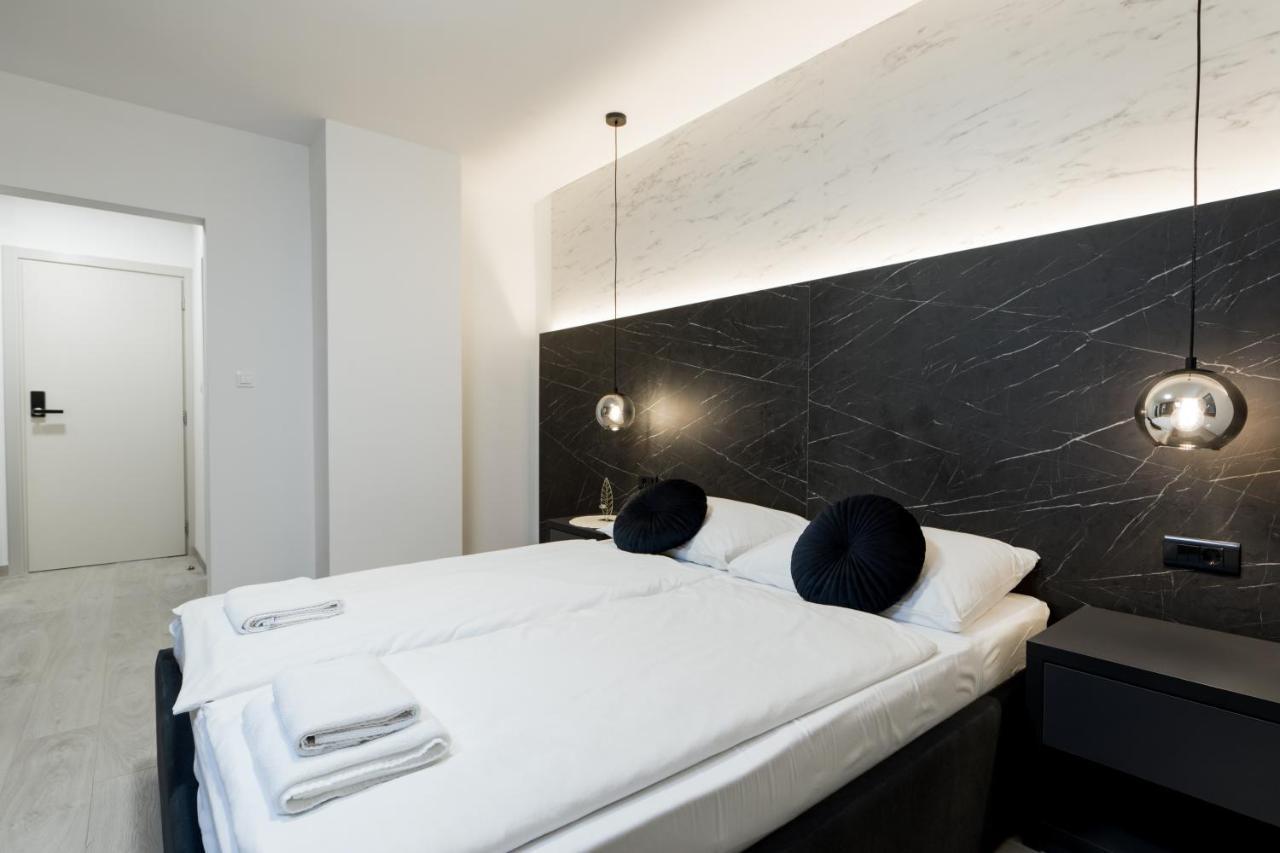 Boutique Suites Joyce Medulin With Free Parking Exterior foto
