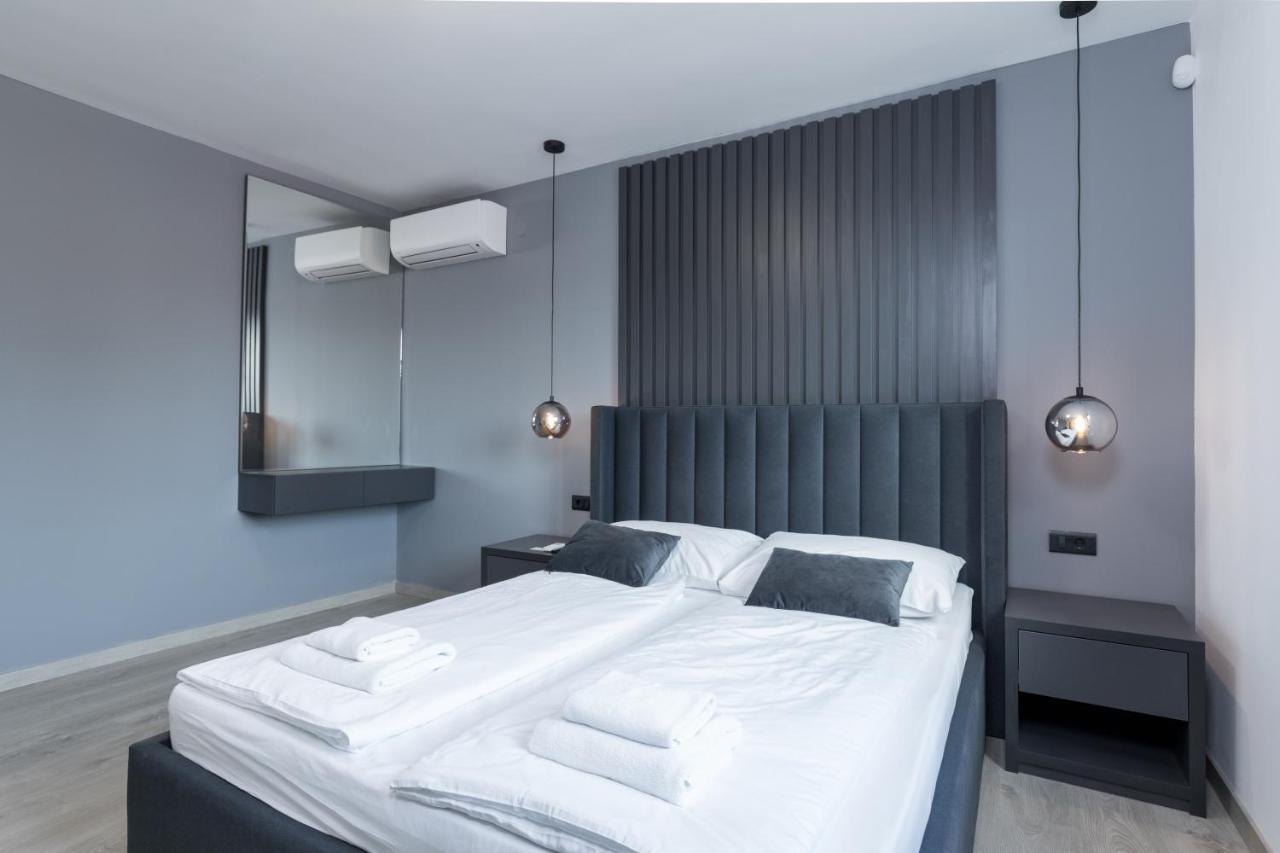 Boutique Suites Joyce Medulin With Free Parking Exterior foto