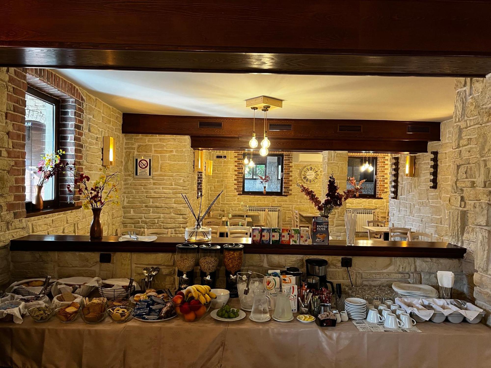 Boutique Suites Joyce Medulin With Free Parking Exterior foto